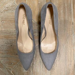 Nine West Grey Pumps